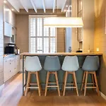 Family House With Sauna Close To The Sea بيت للعطل أوستيند