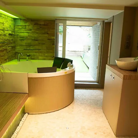 Nyaraló Family House With Sauna Close To The Sea *