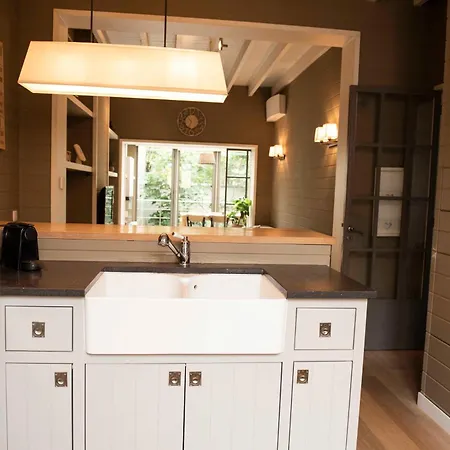 Family House With Sauna Close To The Sea Nyaraló *